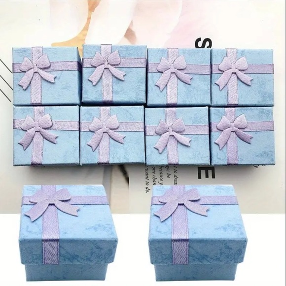 10 RING BOXES - Picture 2 of 8